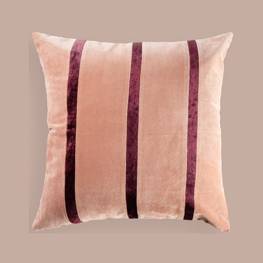 Himmelblush Putetrekk + Mocha mousse-Vinrød Ly Pledd